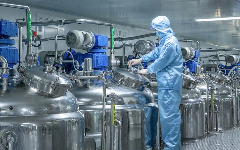 Rigorous-Production-Process-768x480 Rigorous-Production-Process-768x480